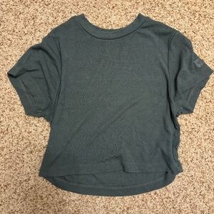SET ACTIVE crop top in color Vegas